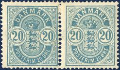 20 øre Coat-of-Arms issue 13. printing 1891 with large + small corner figures. Position A67-68, the small corner figures being pos. 68. Unused.